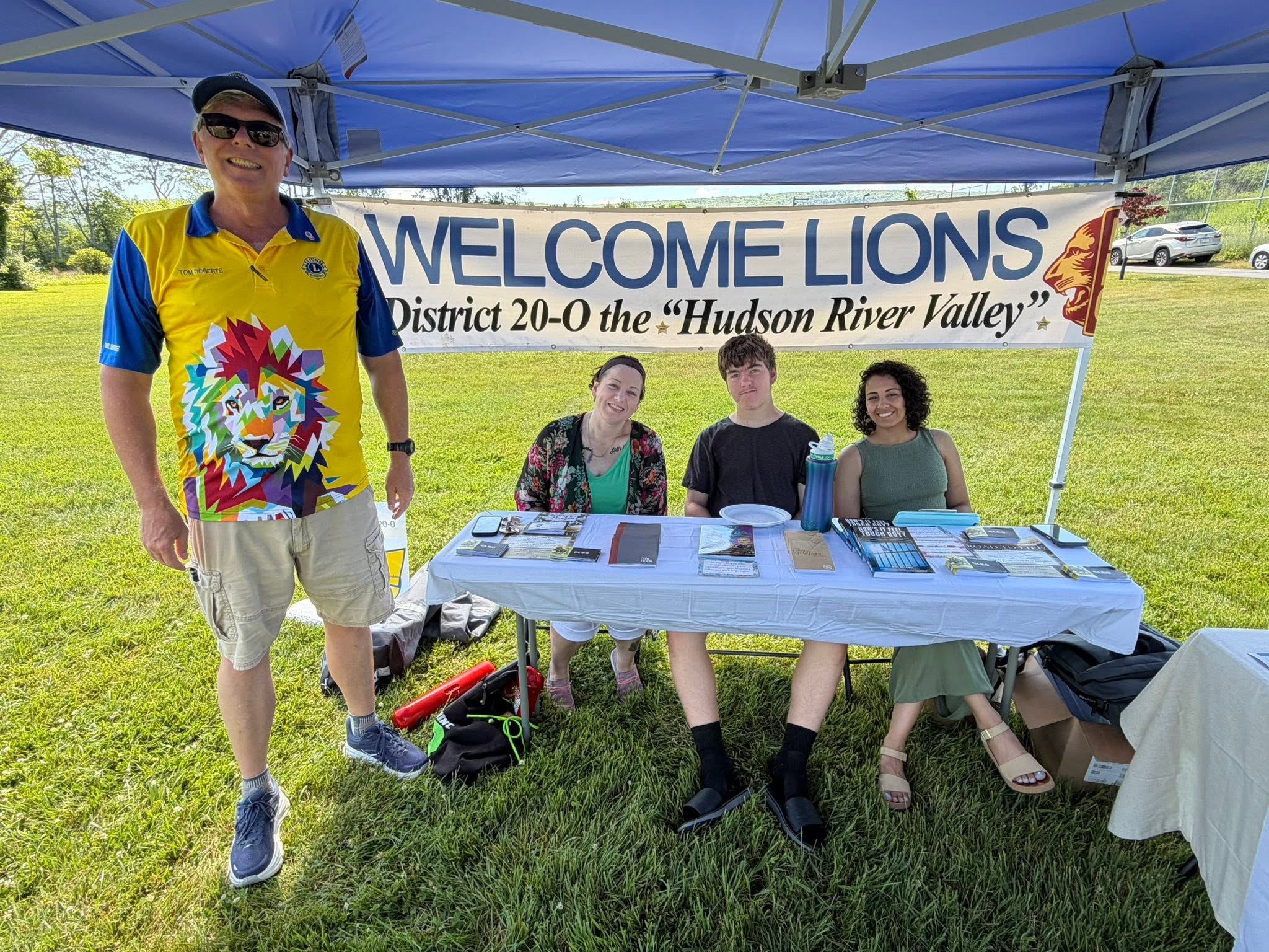 Welcome Lions District 20-O information table